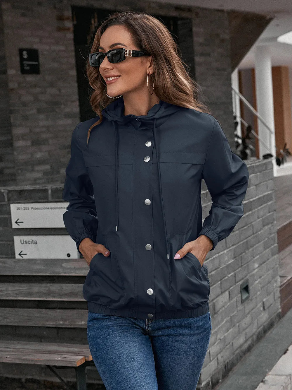 MIRELLA | Dames Waterdichte Trenchcoat – Functioneel, Modern & Ideaal Voor Buitenactiviteiten