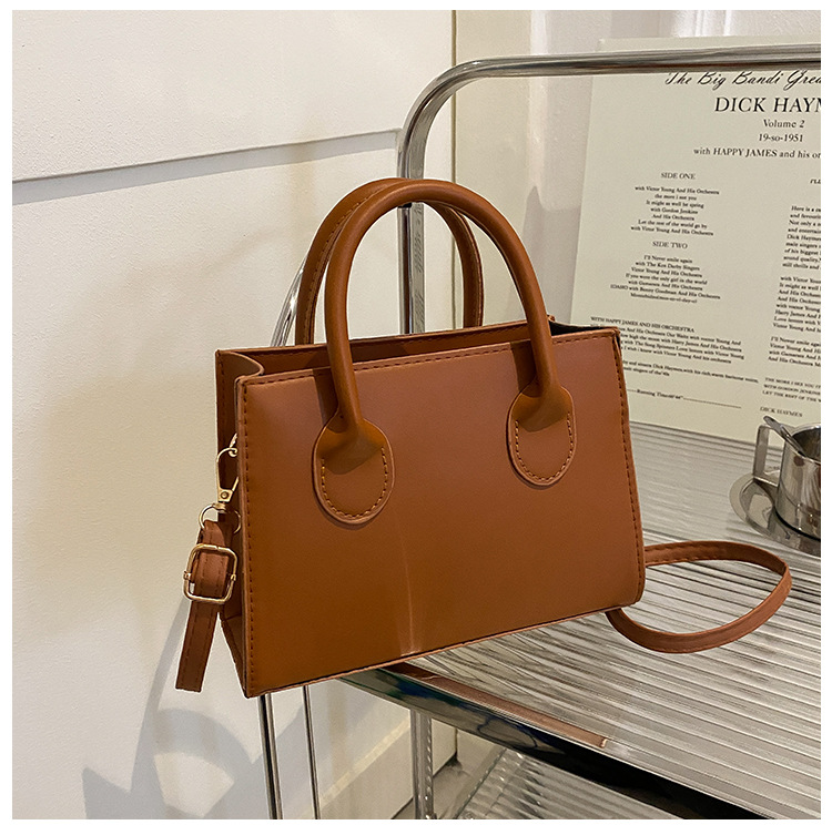 NOOR | Compacte Strakke Dames Tas - Elegant, Tijdloos & Modieus