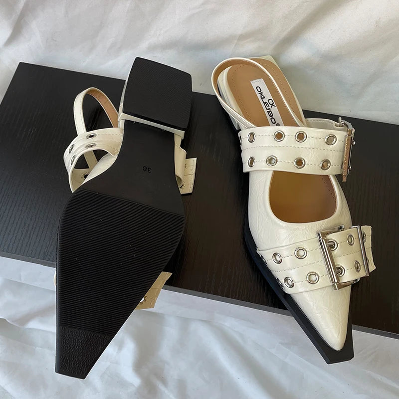DAYA | Puntige Slingback Loaferhak Voor Dames Met Dubbele Gespen - Stijlvol, Comfortabel & Uniek