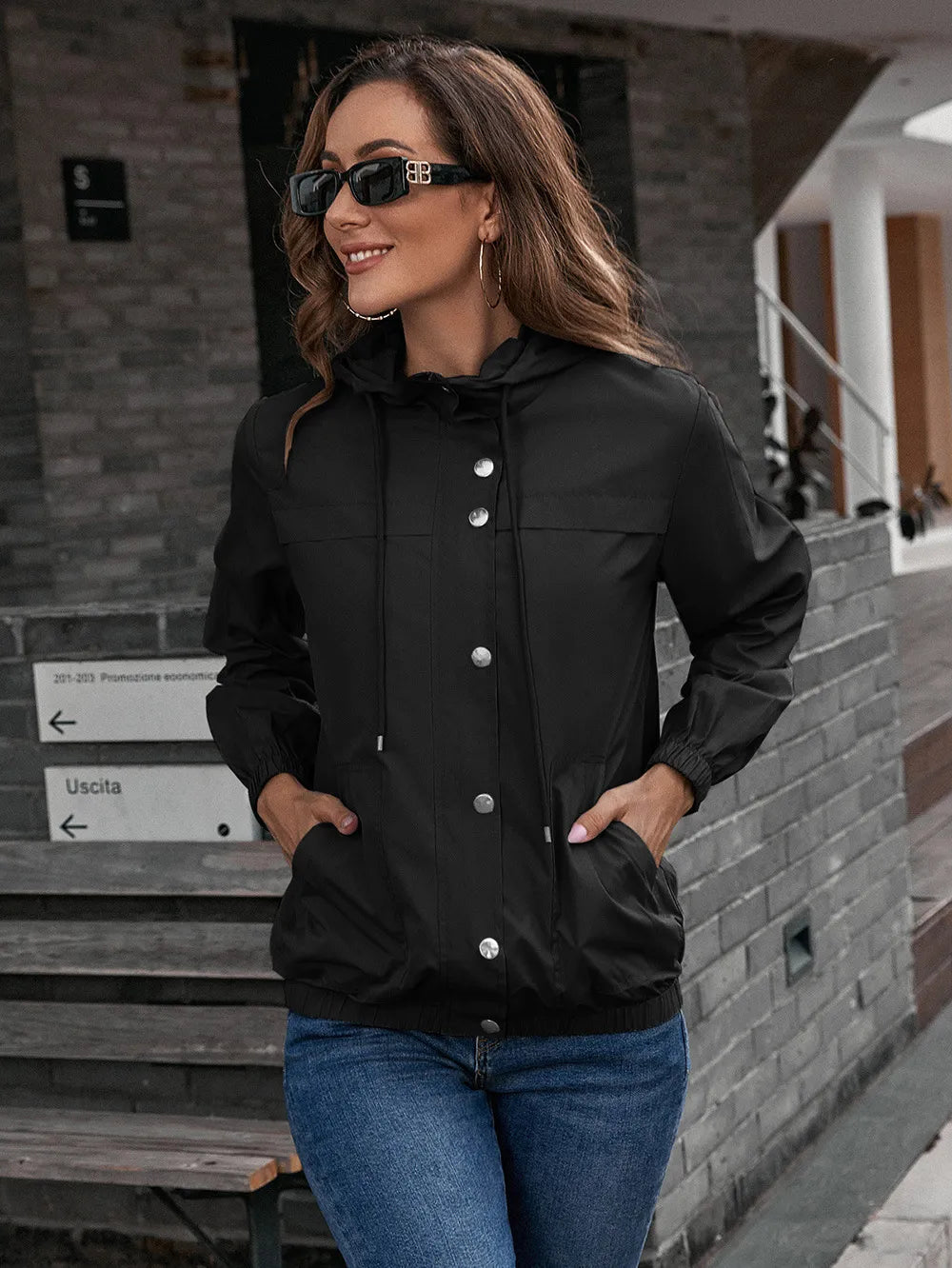MIRELLA | Dames Waterdichte Trenchcoat – Functioneel, Modern & Ideaal Voor Buitenactiviteiten
