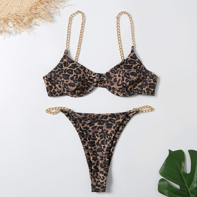 POLINA | Sexy Bikini Met Gouden Kettingdetails – Verleidelijk, Luxe, Zelfverzekerd