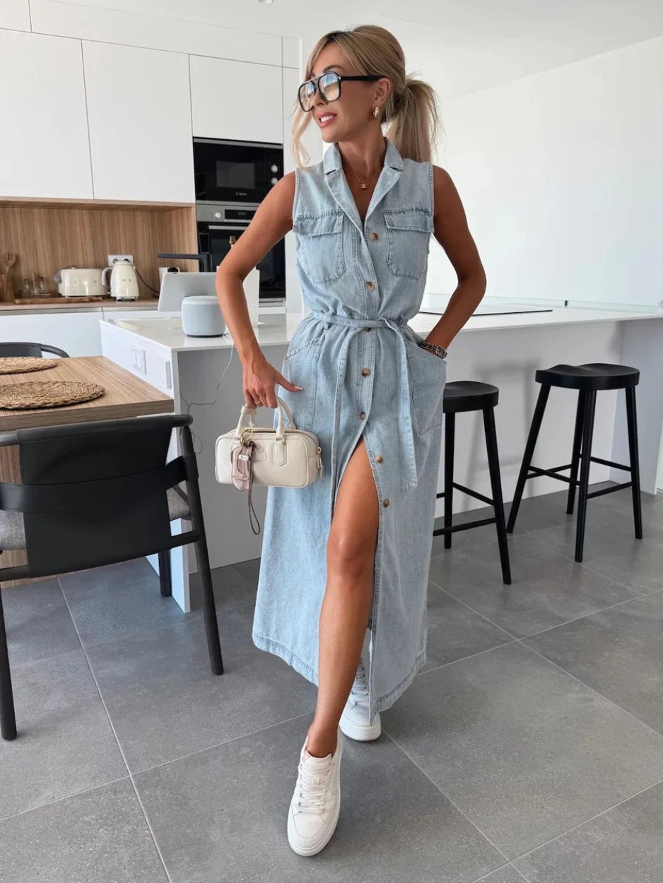 MAYA | Dames Denim Midi Jurk Zonder Mouwen – Stoer, Vrouwelijk & Perfect Voor Elke Dag