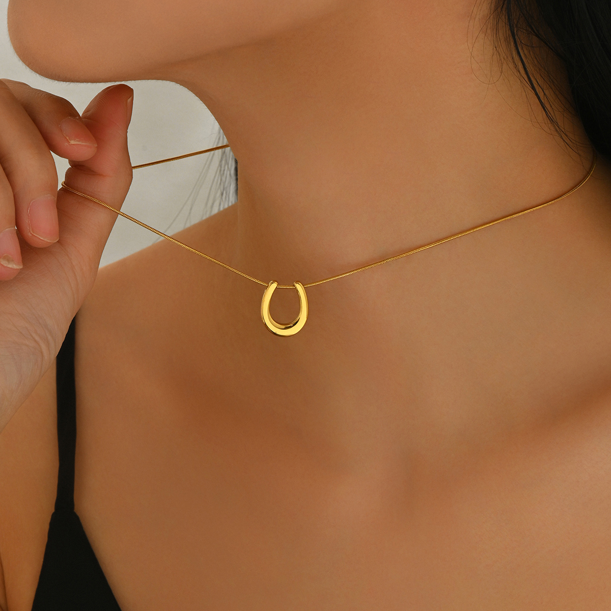 AALTJE | Lucky Hoefijzer Ketting Voor Dames Goud – 18K Gold Plated, Tijdloos, Betekenisvol