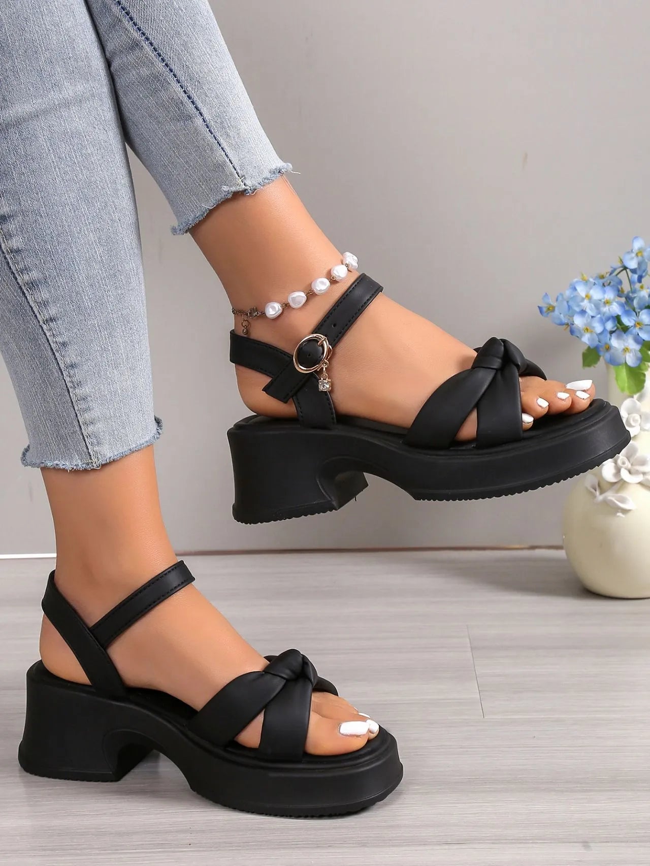 DANIELLE | Comfortabele Plateau Sandalen Met Gekruiste Band Voor Dames - Stijl & Comfort