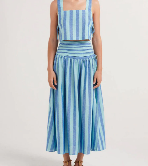 YENTEL | Gestreepte zomerset met cropped top en speels vallende rok voor dames