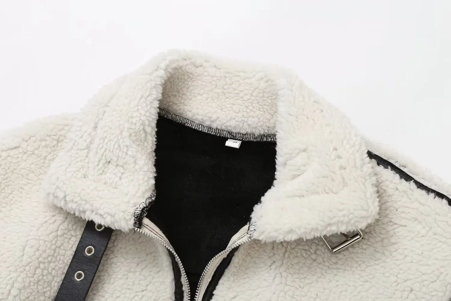 ELIN | Wollen Teddy Jas Voor Dames Met Leren Details – Warm, Stoer & Ideaal Voor Koude Dagen