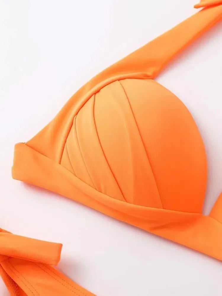 PALOMA | Elegante Triangelbikini met Striksluitingen in Zomerse Oranje Tint