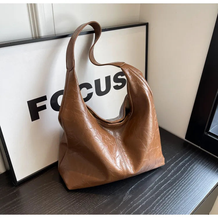 CELINE | Leren Schoudertas Voor Dames Met Herfst Kleuren – Luxe, Duurzaam & Veelzijdig