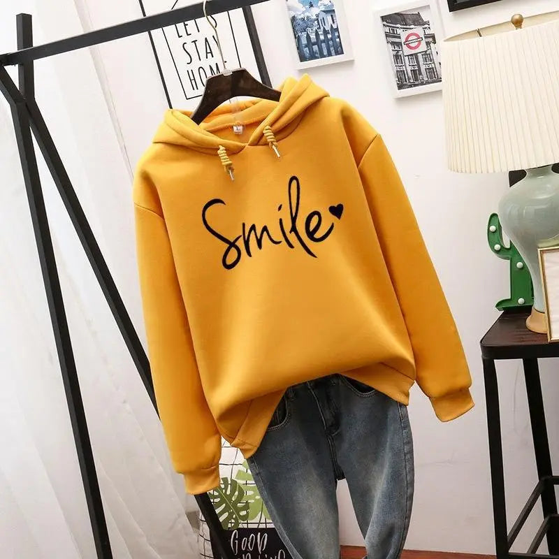 Dames Hoodie Met 'SMILE' Opdruk – Comfort, Positiviteit & Casual Stijl