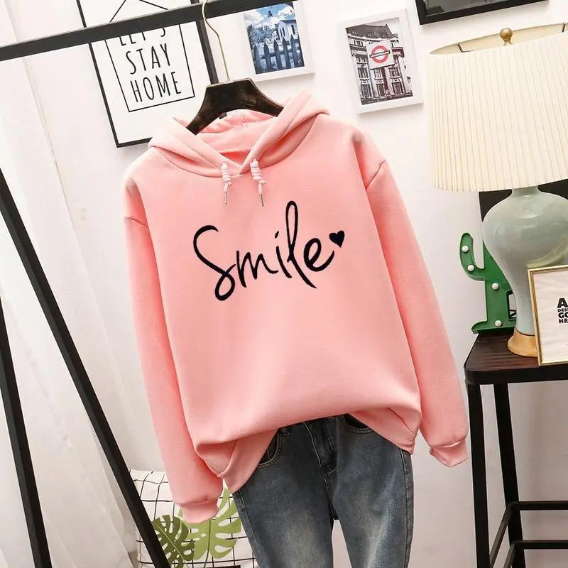 Dames Hoodie Met 'SMILE' Opdruk – Comfort, Positiviteit & Casual Stijl