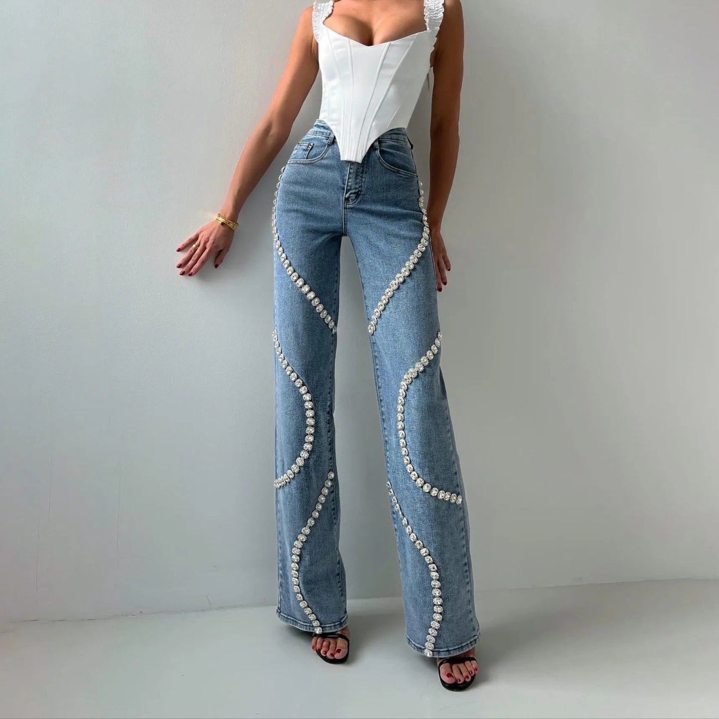 ELOÍSA | Damesjeans Met Steentjes En Rechte Pijp – Flatterend, Uniek & Comfortabel!