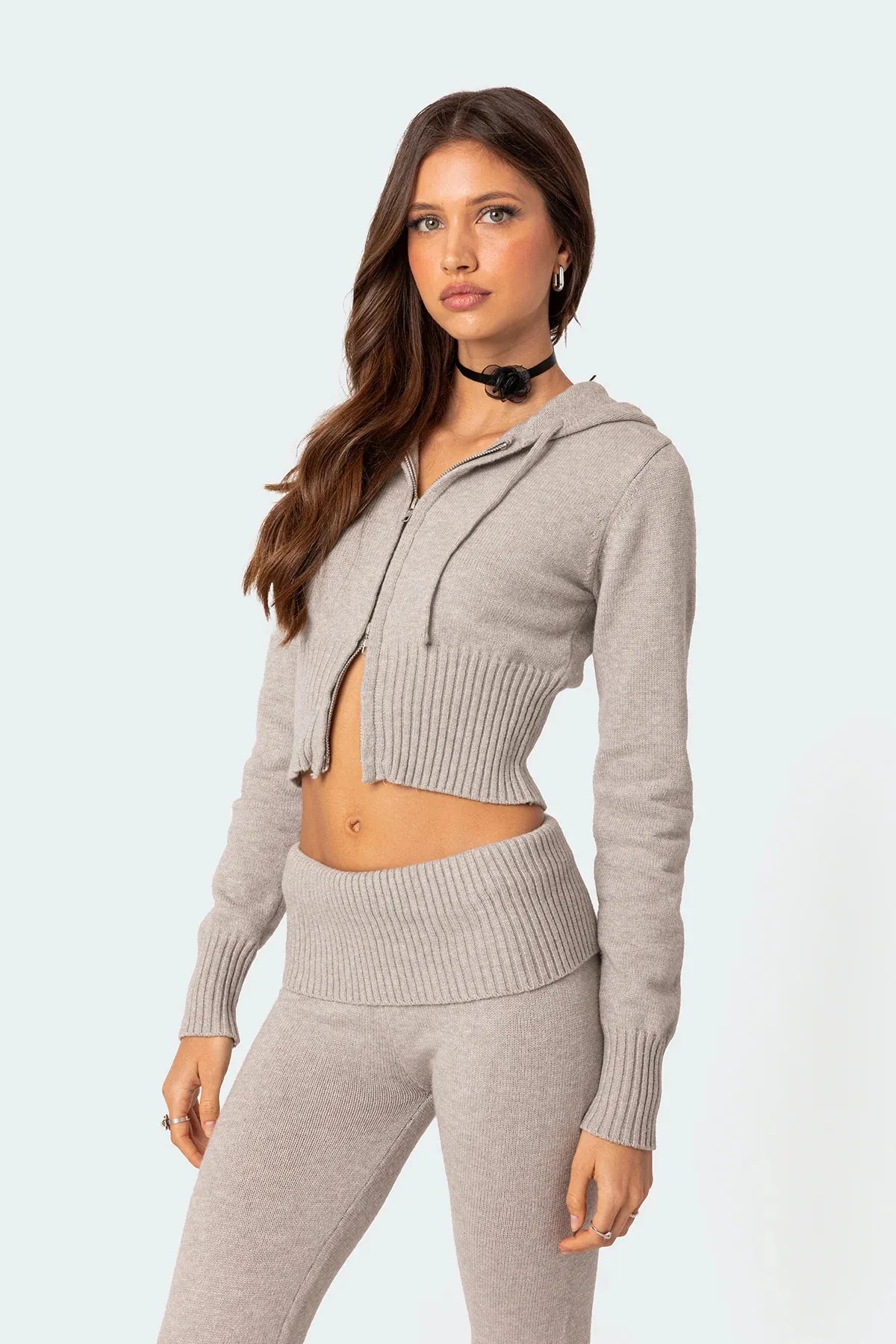 LIVIA | Gebreide Cropped Hoodie Dames Set Met Flare Legging – Comfortabel, Trendy & Ideaal Voor Casual Dagen