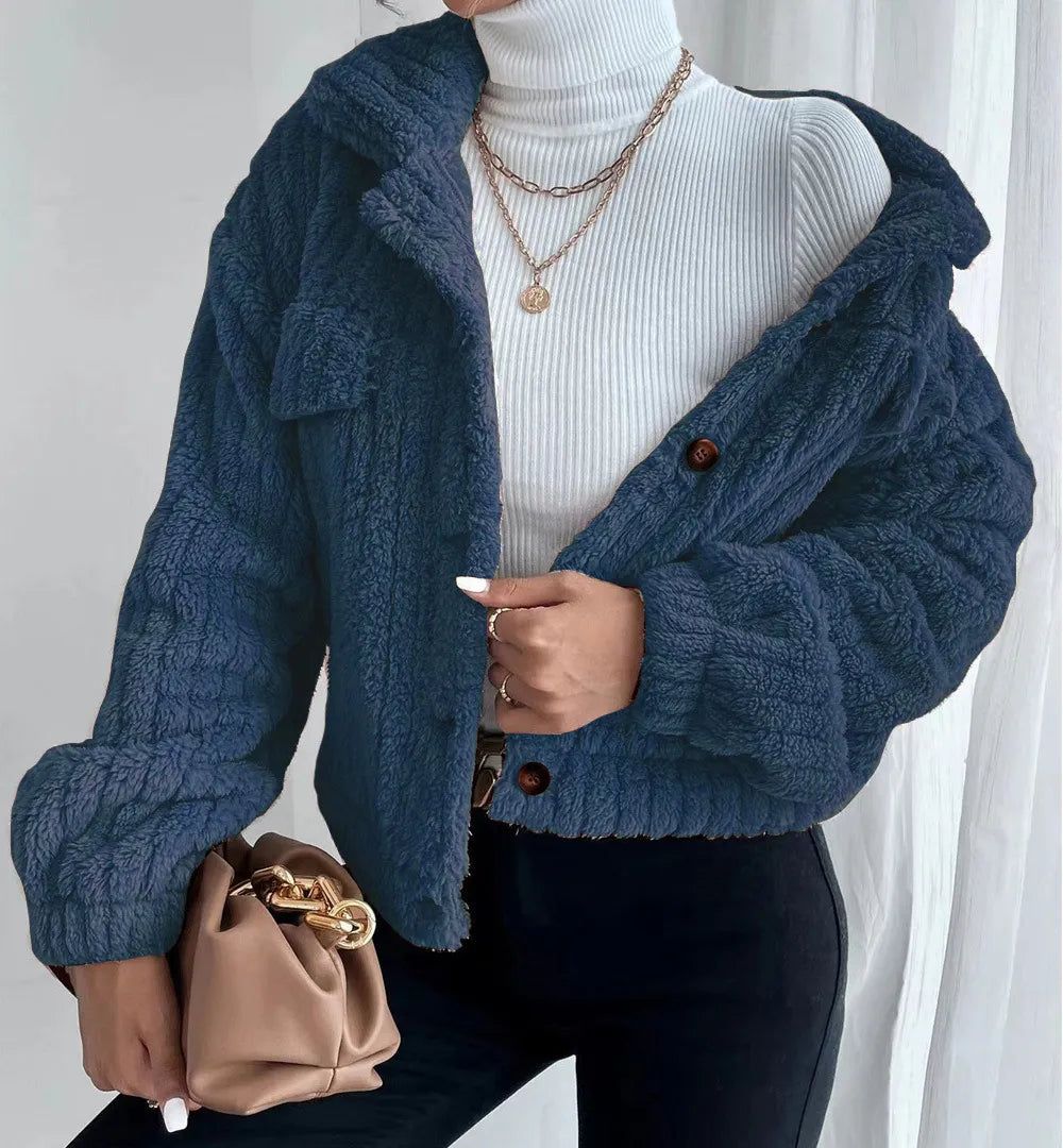 MAEVA | Korte Dames Teddyjas Met Borstzakken – Warm, Modieus & Perfect Voor Winterse Looks