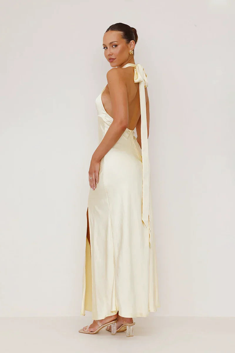 AMALIA | Elegante Gele Maxi Jurk met Halternek Voor Dames en Cut-Out Detail
