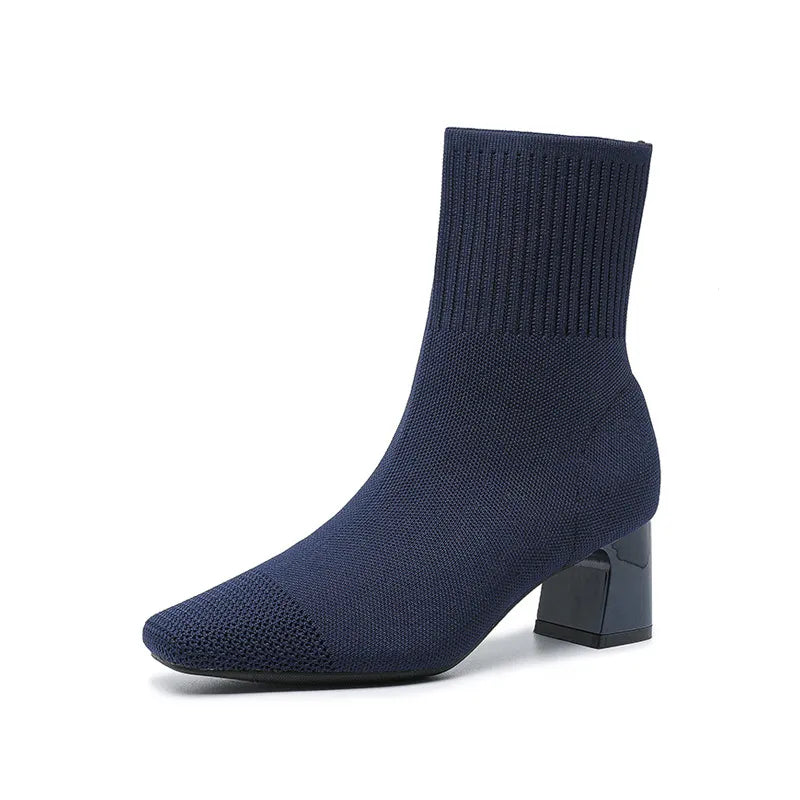 SILKE | Zwarte Enkellaarsjes Voor Dames Met Hak En Comfort+ Zool – Elegant & Ondersteunend