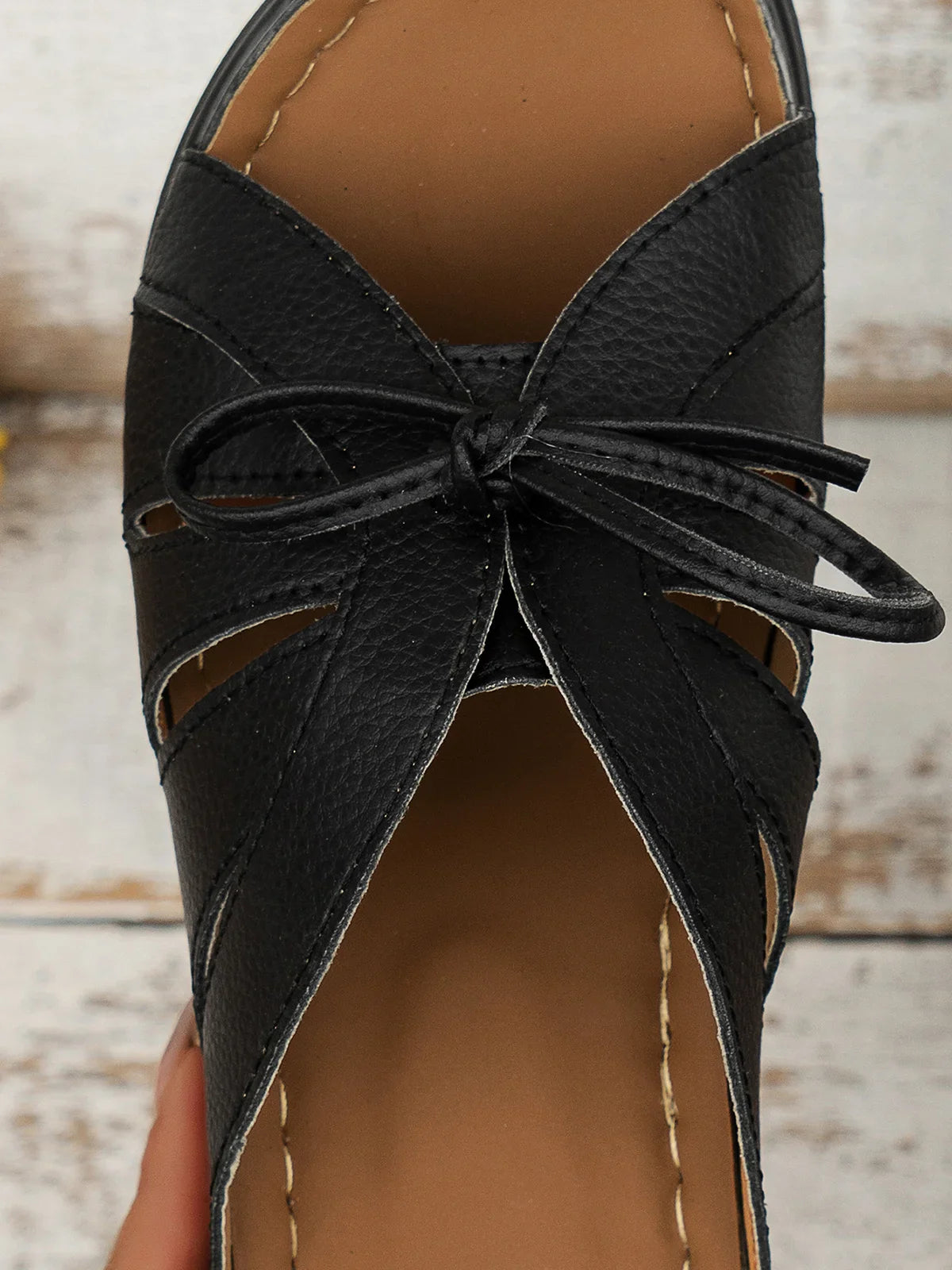 NORA | Orthopedische Instap Slippers Voor Dames Met Vegan Leer En Strikje – Comfortabel, Elegant, Duurzaam