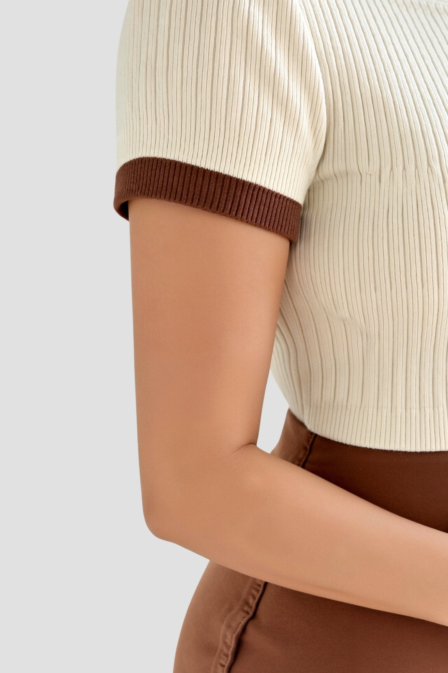 ELLY | Tijdloze Dun Gebreide Dames Polo Met Klassiek & Stijlvol Design
