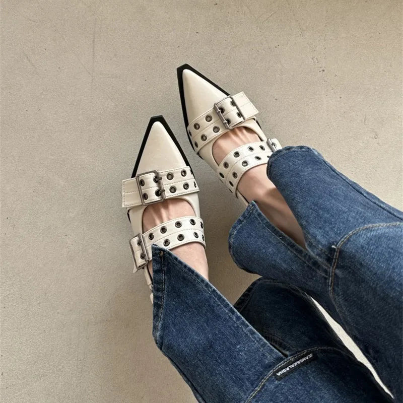 DAYA | Puntige Slingback Loaferhak Voor Dames Met Dubbele Gespen - Stijlvol, Comfortabel & Uniek