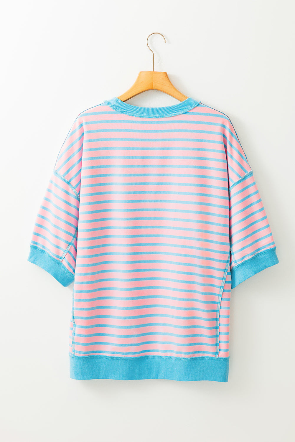ISA | Gestreept Loose Fit T-Shirt Voor Dames Met Contrast Trim En Wijde Mouwen – Comfortabel, Casual, Stijlvol