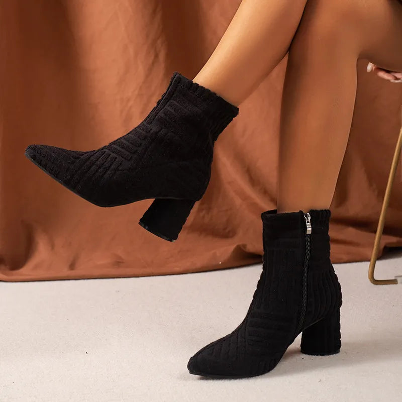 VINA | Luxe Suede Enkellaarzen Voor Dames Met Ronde Hak - Stoer, Stijlvol & Comfortabel