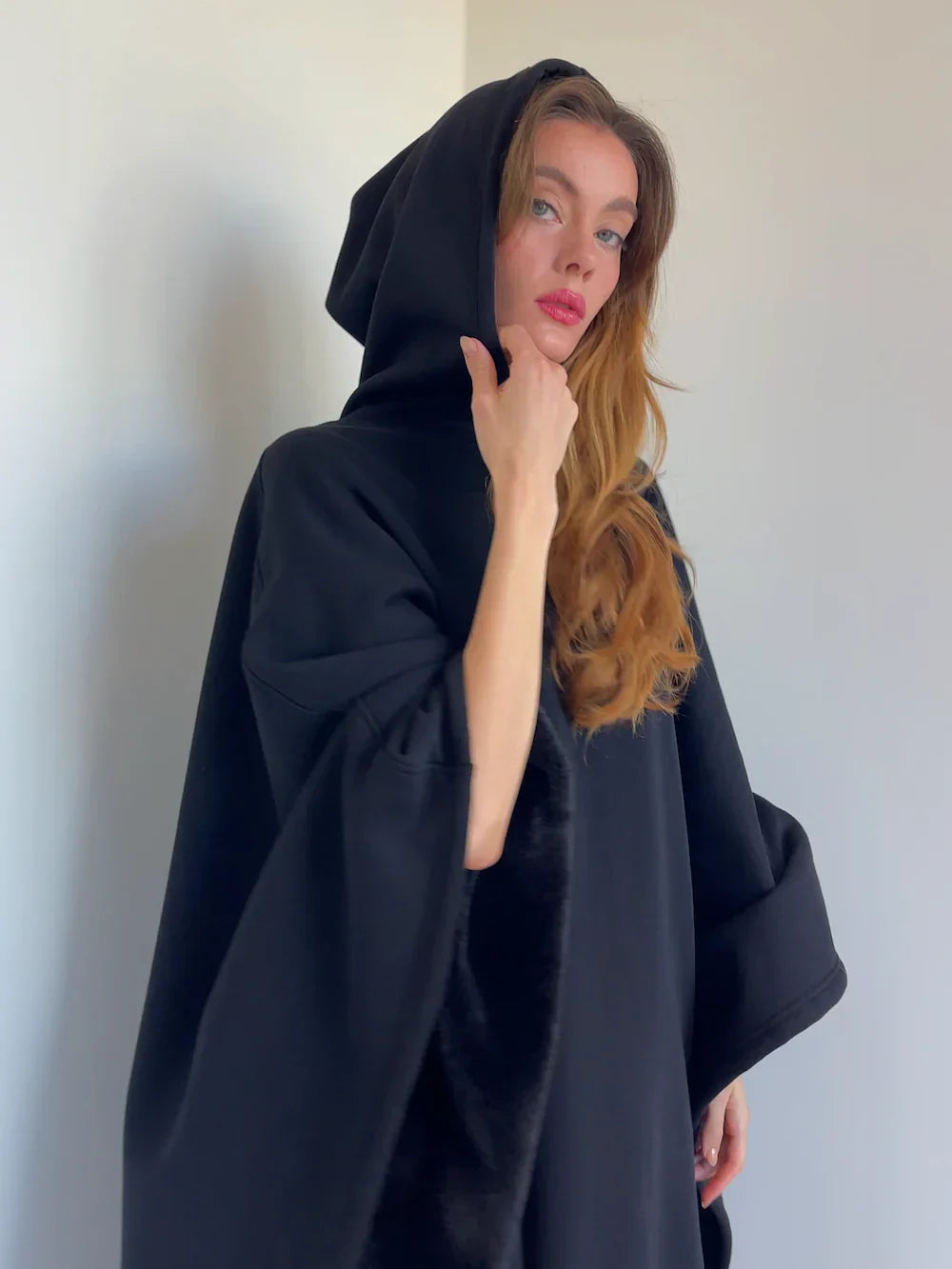 AMARA | Warm Gevoerde Hoodie Blanket – Oversized Warmte & Ultiem Comfort
