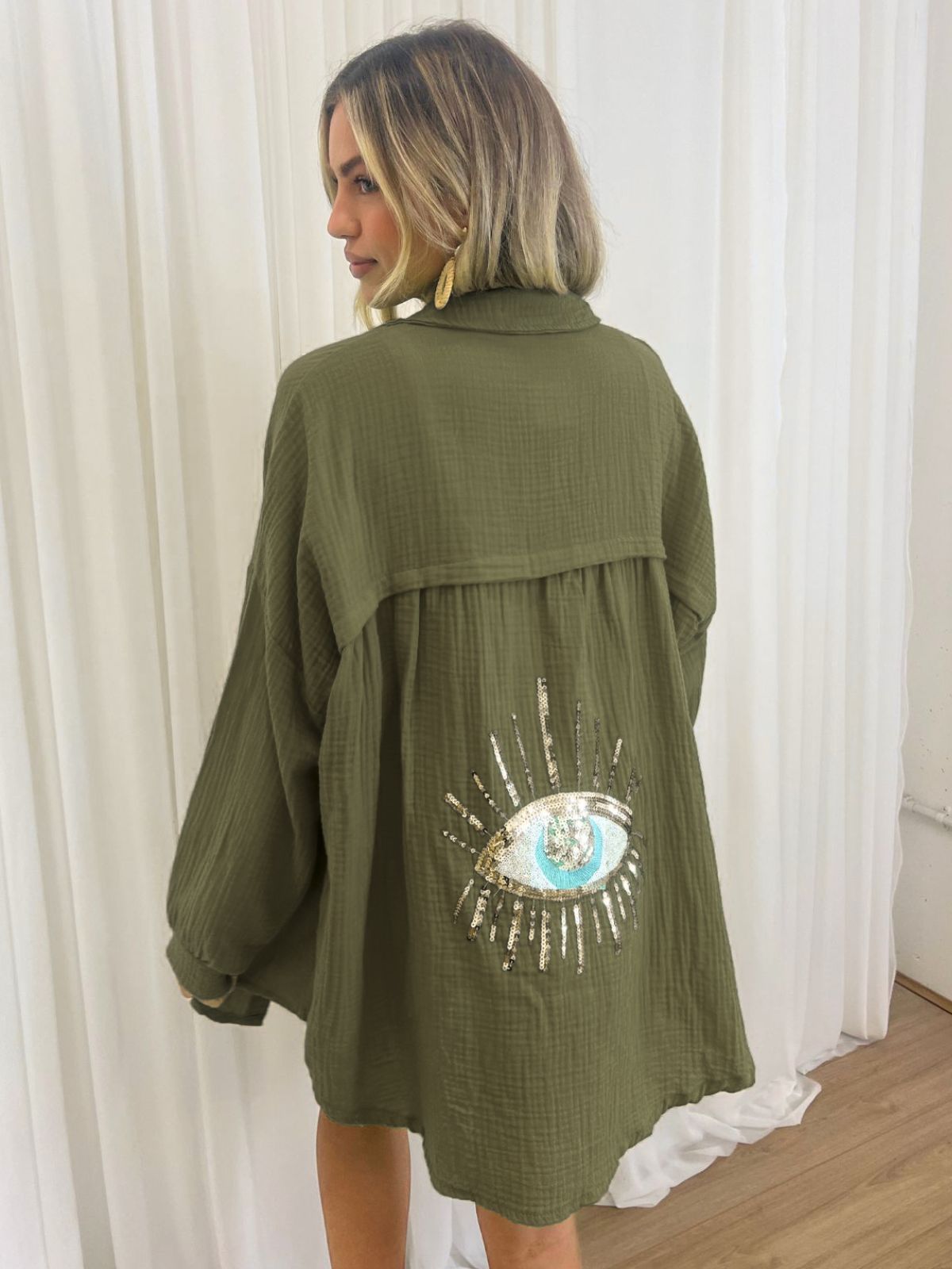 KYLIE | Oversized Linnen Blouse Dames – Met Geborduurd Oog & Bohemian Flair