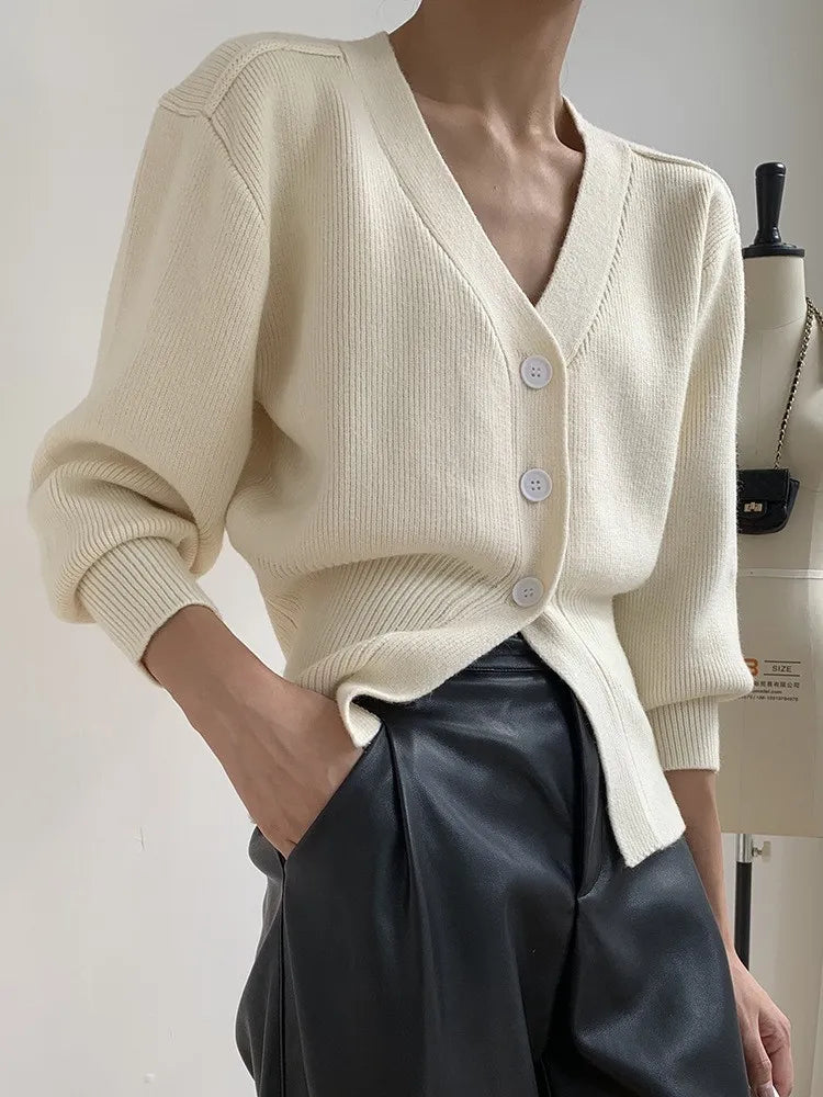 LIBANO | Dames Cardigan Met V-Hals En Knopen – Minimalistisch, Elegant & Veelzijdig Perfect voor Herfstseizoen