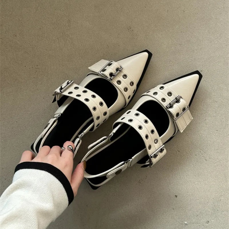 DAYA | Puntige Slingback Loaferhak Voor Dames Met Dubbele Gespen - Stijlvol, Comfortabel & Uniek