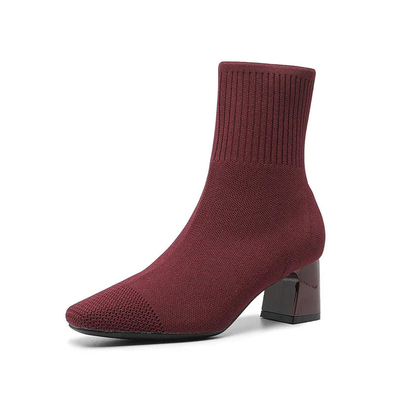 SILKE | Zwarte Enkellaarsjes Voor Dames Met Hak En Comfort+ Zool – Elegant & Ondersteunend
