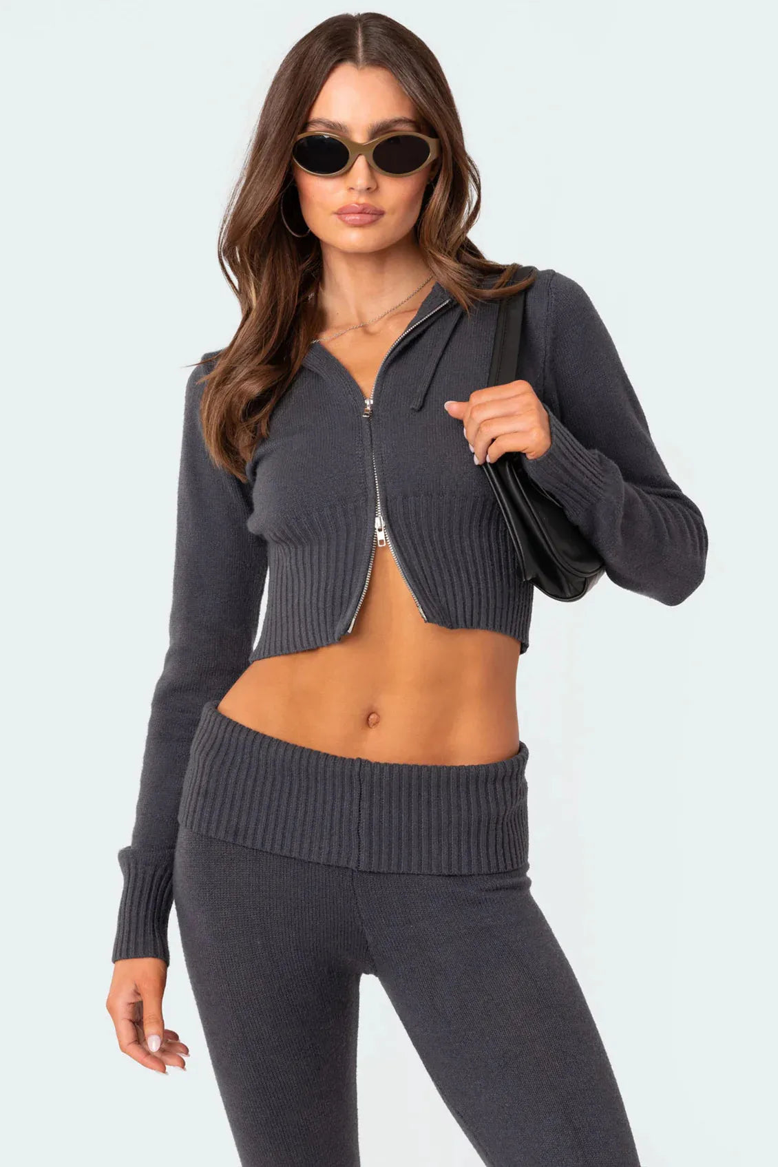 LIVIA | Gebreide Cropped Hoodie Dames Set Met Flare Legging – Comfortabel, Trendy & Ideaal Voor Casual Dagen