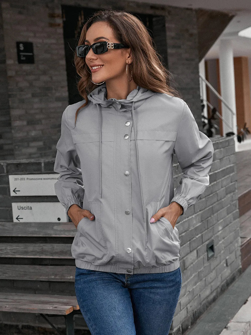 MIRELLA | Dames Waterdichte Trenchcoat – Functioneel, Modern & Ideaal Voor Buitenactiviteiten