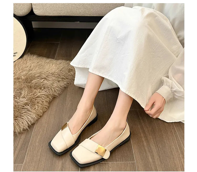 ELISE | Elegante Dames Loafers Met Gouden Accent – Modern, Comfortabel & Perfect Voor Elke Look
