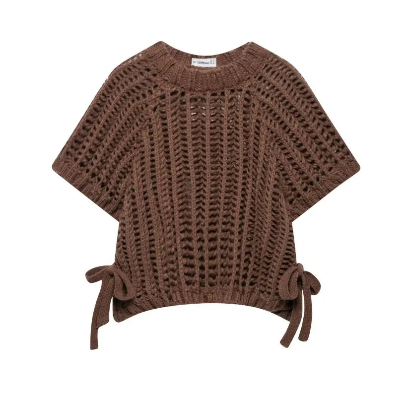 NOÉMI | Gebreide Cropped Dames Top met Strikdetails – Luchtig, Trendy & Zomers