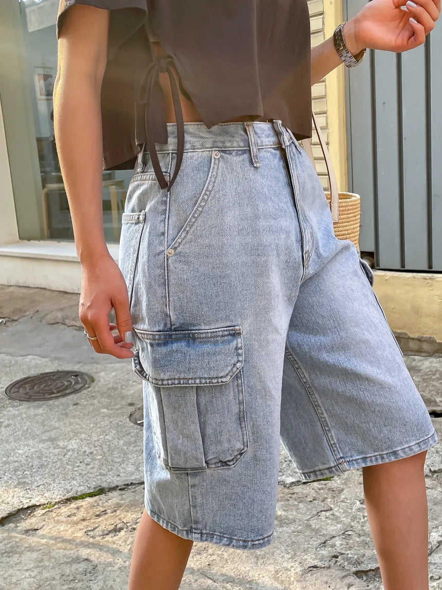 ELINA | Oversized Denim Shorts Voor Dames met Cargozakken – Baggy, Stoer en Comfortabel