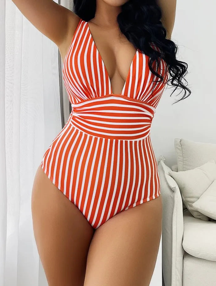 HORIZON | Flatterend Gestreept One-Piece Badpak Voor Dames – Elegant, Flatterend & Perfect Voor Strand of Zwembad