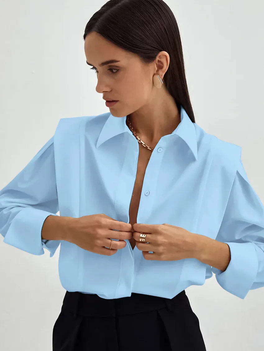 ESMÉE | Dames Blouse Met V Pasvorm & Schouderaccenten – Chic, Krachtig & Veelzijdig Voor Elke Gelegenheid