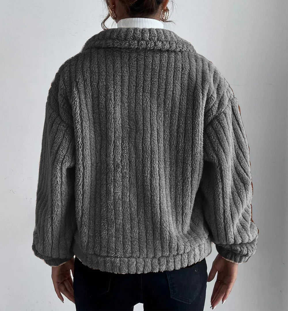 MAEVA | Korte Dames Teddyjas Met Borstzakken – Warm, Modieus & Perfect Voor Winterse Looks