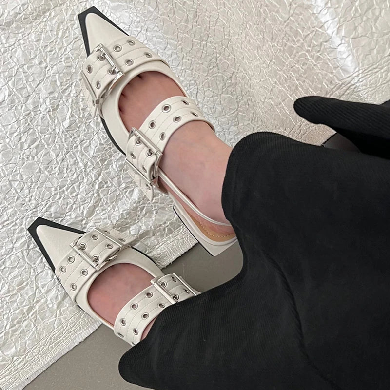 DAYA | Puntige Slingback Loaferhak Voor Dames Met Dubbele Gespen - Stijlvol, Comfortabel & Uniek
