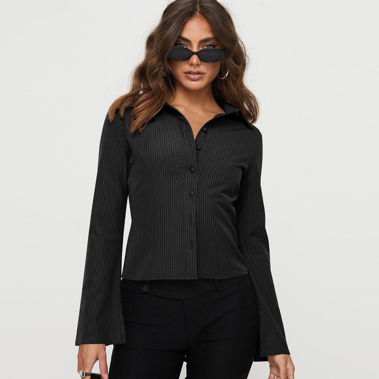 VIOLET | Flared Cuff Blouse – Elegant, Chic & Tijdloos
