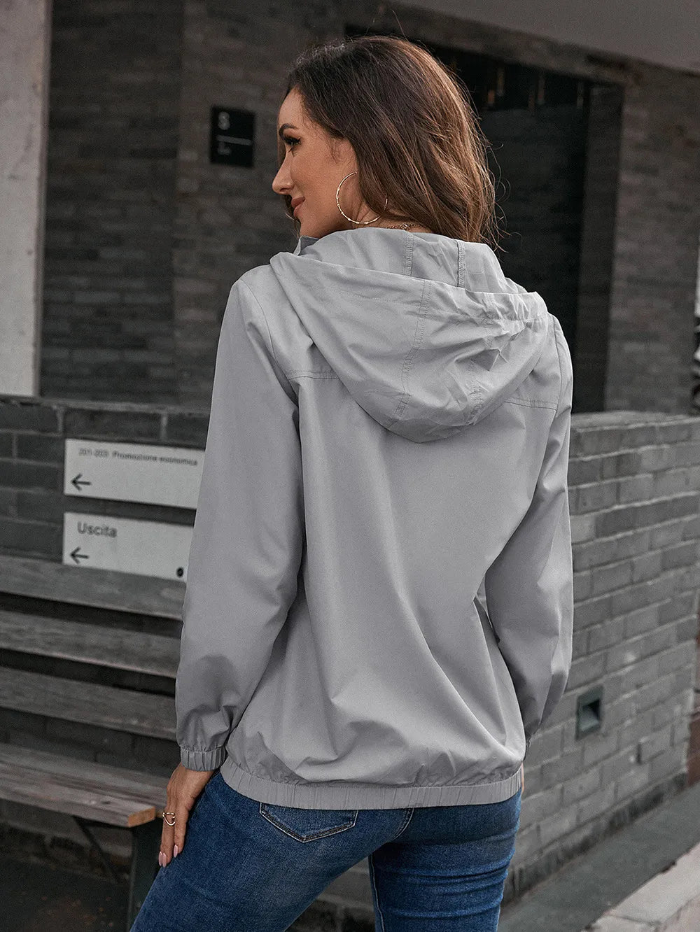 MIRELLA | Dames Waterdichte Trenchcoat – Functioneel, Modern & Ideaal Voor Buitenactiviteiten