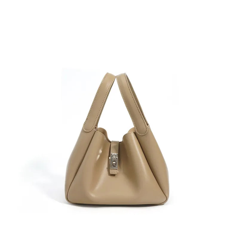 LIRA | Luxe Schoudertas Voor Dames Met Gespdetail – Elegant, Veelzijdig & Onmisbaar In Elke Garderobe