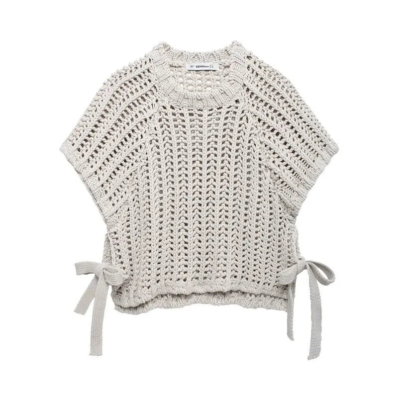 NOÉMI | Gebreide Cropped Dames Top met Strikdetails – Luchtig, Trendy & Zomers