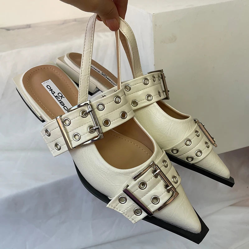 DAYA | Puntige Slingback Loaferhak Voor Dames Met Dubbele Gespen - Stijlvol, Comfortabel & Uniek