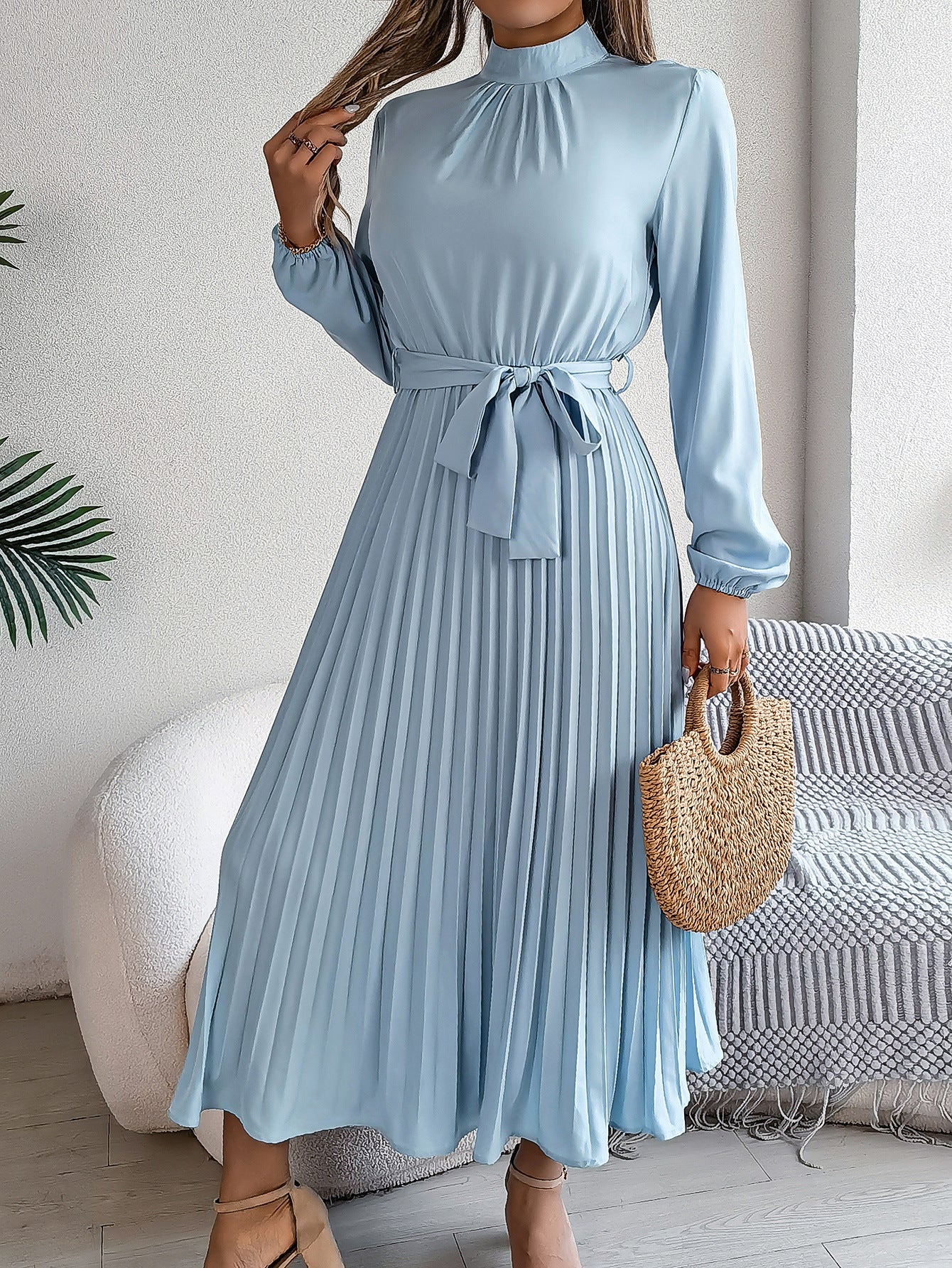 BEA | Elegante Damesjurk met Opstaande Kraag, Lange Mouwen & Geplooide Rok