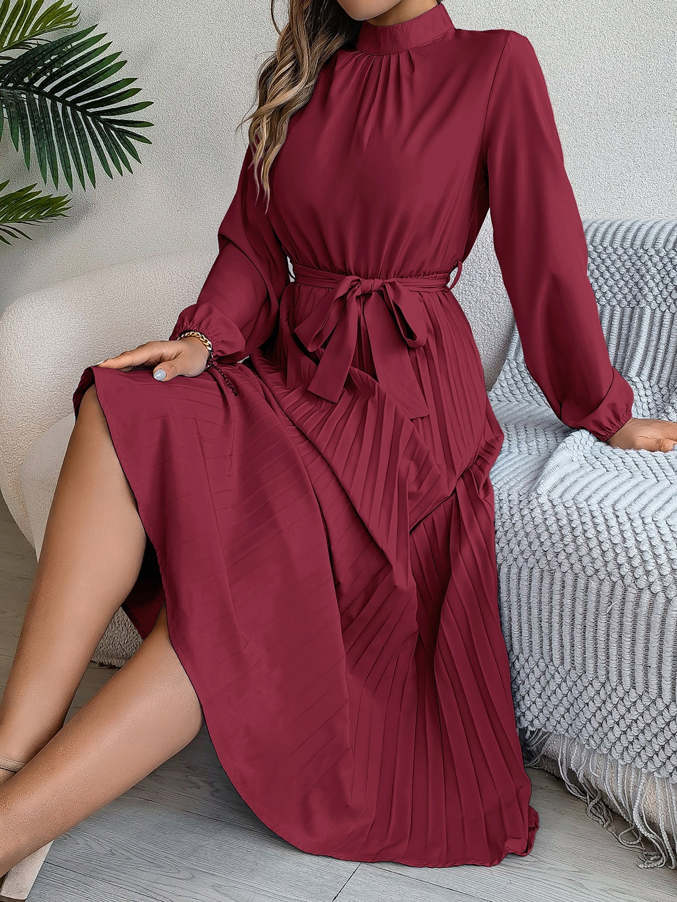 BEA | Elegante Damesjurk met Opstaande Kraag, Lange Mouwen & Geplooide Rok