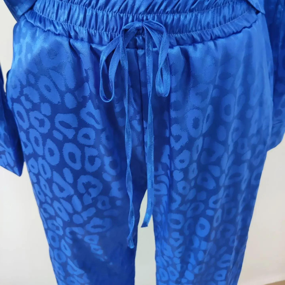 NAOMI | Satijnen Zomer SetVoor Dames met Luipaardprint – Chic, Comfortabel & Moeiteloos Elegant