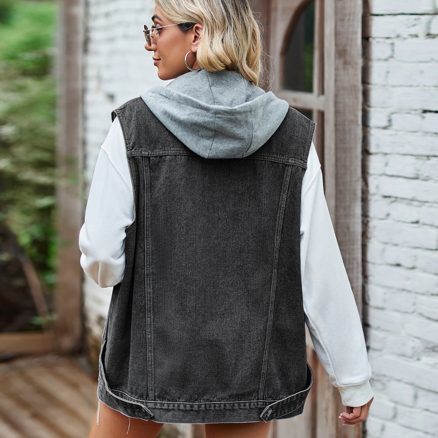 SKYE | | Tijdloze Denim Vest Zonder Mouwen - Stijlvol, Stoer & Vrouwelijk