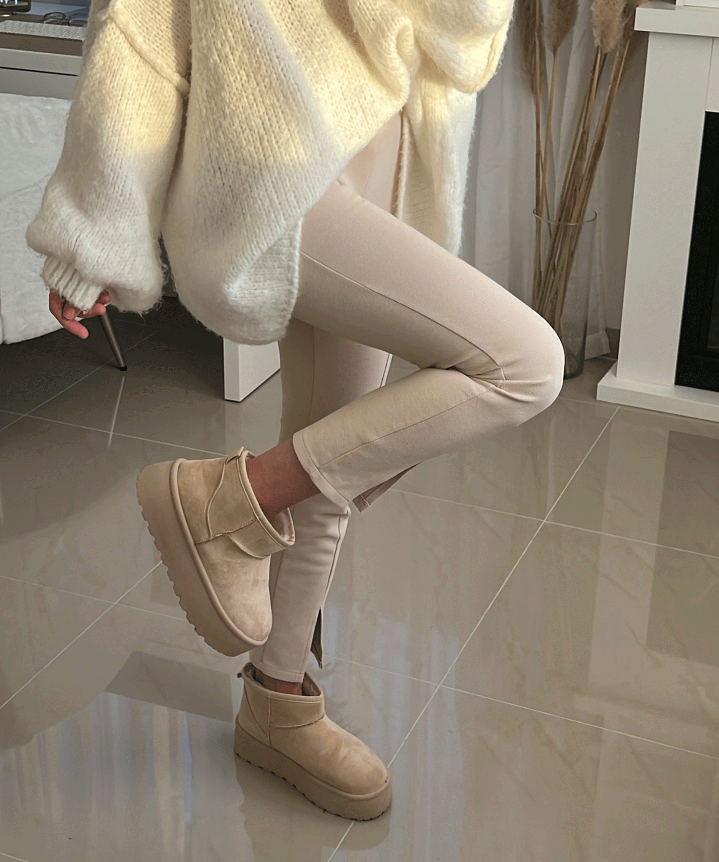 Beige Boots Dames – Warm, Gevoerd, Comfortabel & Modieus