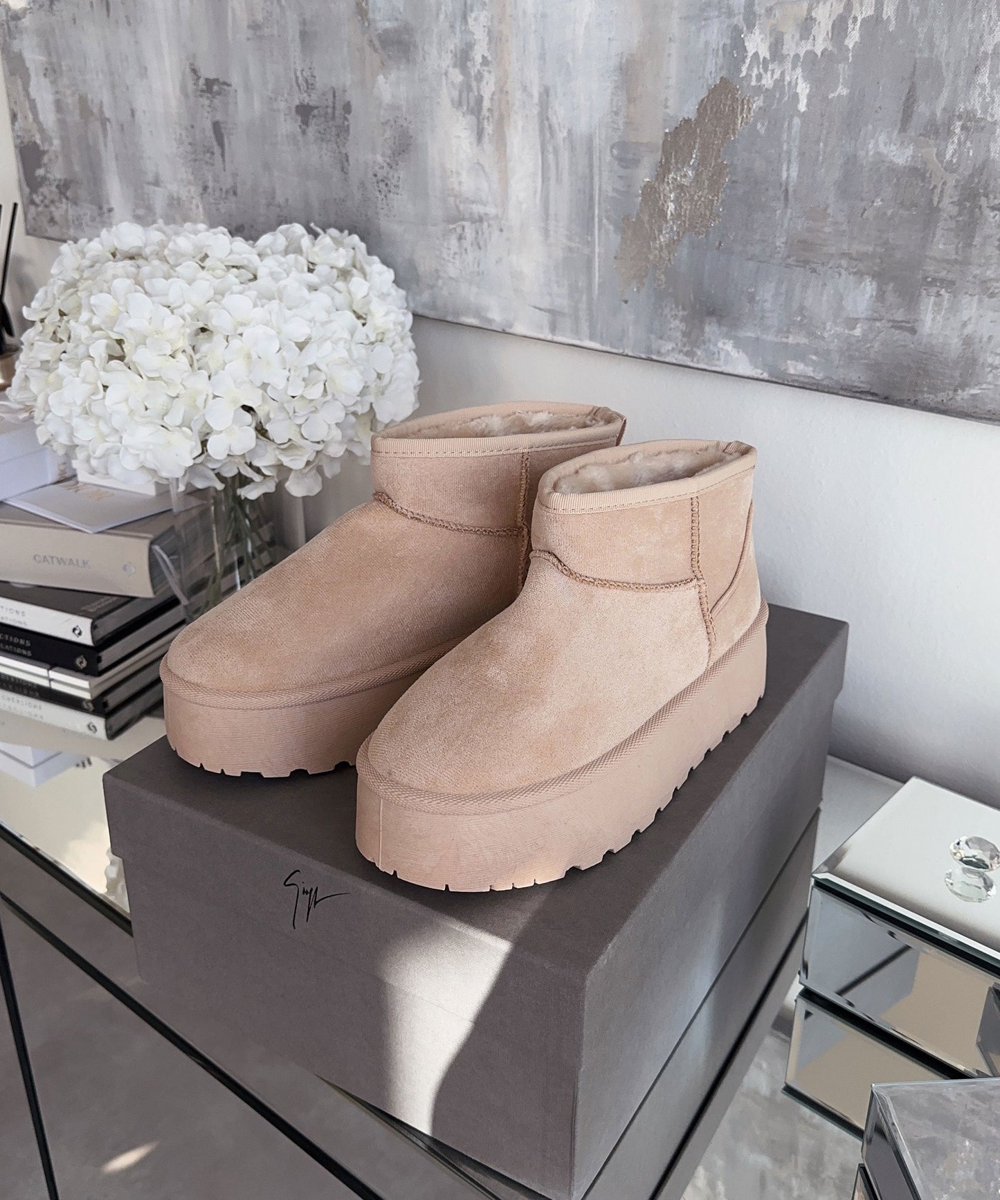 Beige Boots Dames – Warm, Gevoerd, Comfortabel & Modieus