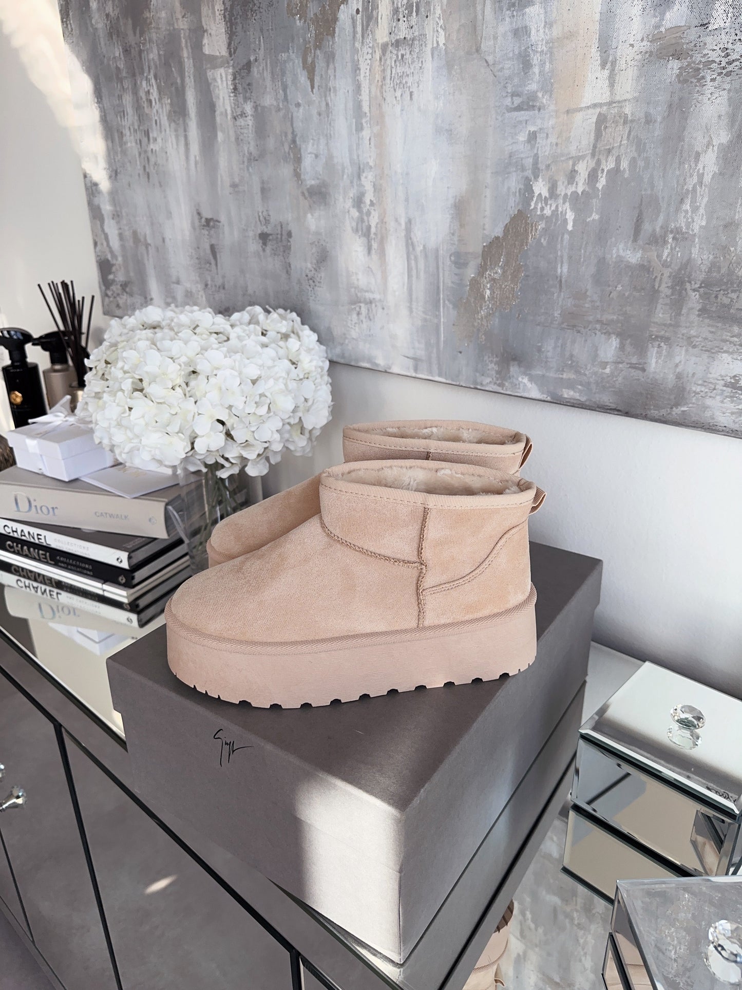 Beige Boots Dames – Warm, Gevoerd, Comfortabel & Modieus